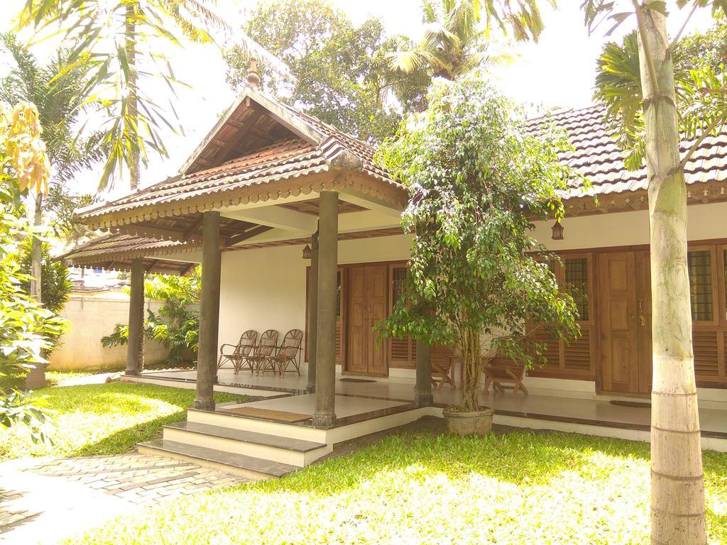 Green Court Cottage Thekkady Exteriér fotografie